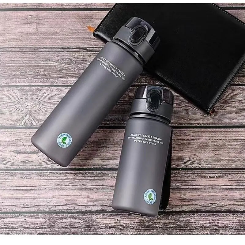 Garrafa de água esportiva de alta qualidade Tour Caminhadas Portátil Marca BPA Free à prova de vazamentos 400ml 560ml - mimarte